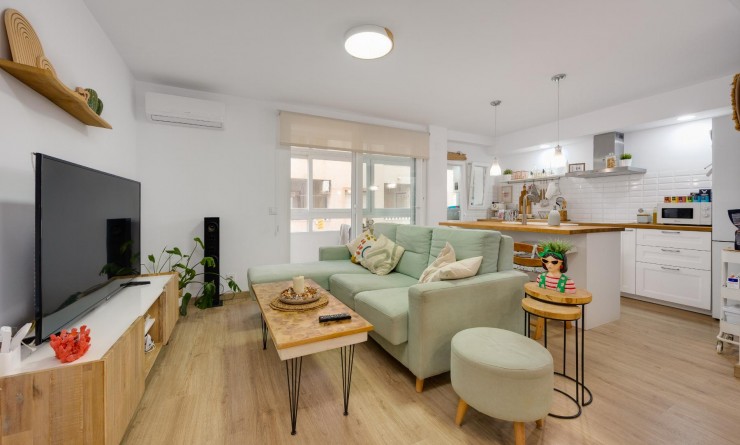 Apartamento - Revente - Torrevieja - Playa de los Naufragos