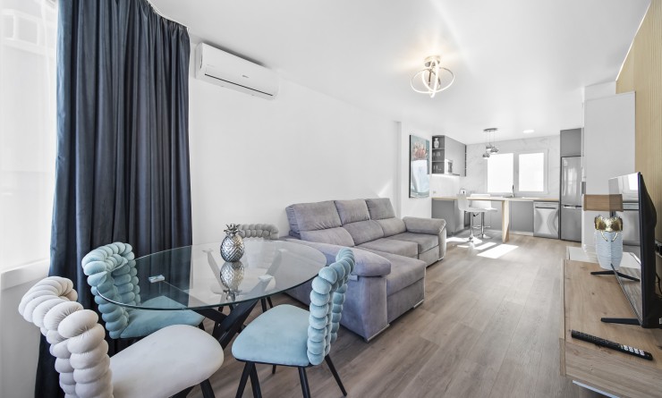 Apartamento - Sale - Torrevieja - Centro