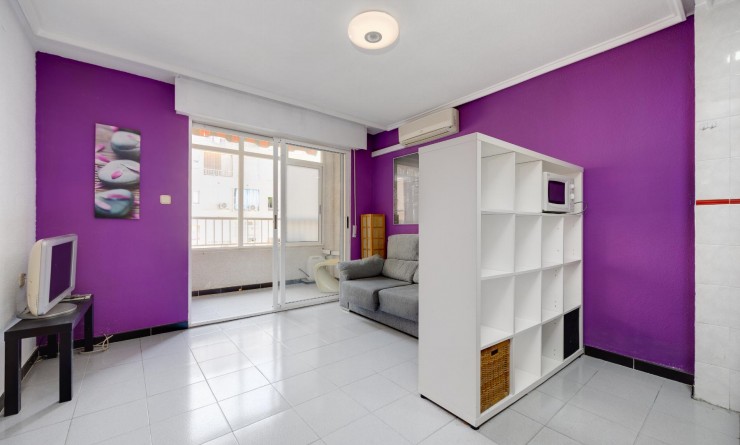 Apartamento - Sale - Torrevieja - Playa de Los Locos-Curva del Palangre