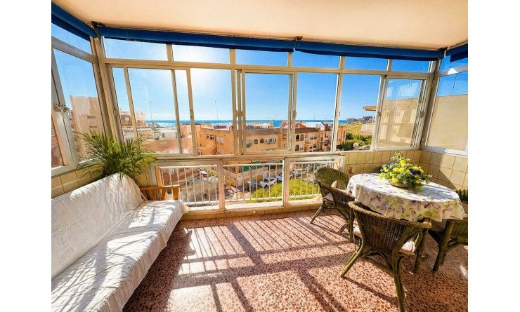 Apartamento - Wederverkoop - Torrevieja - La Mata
