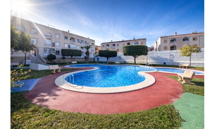 Apartamento - Wederverkoop - Torrevieja - Playa del Acequión