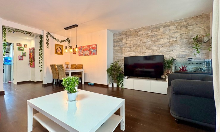 Apartment / flat - Sale - Denia - Center