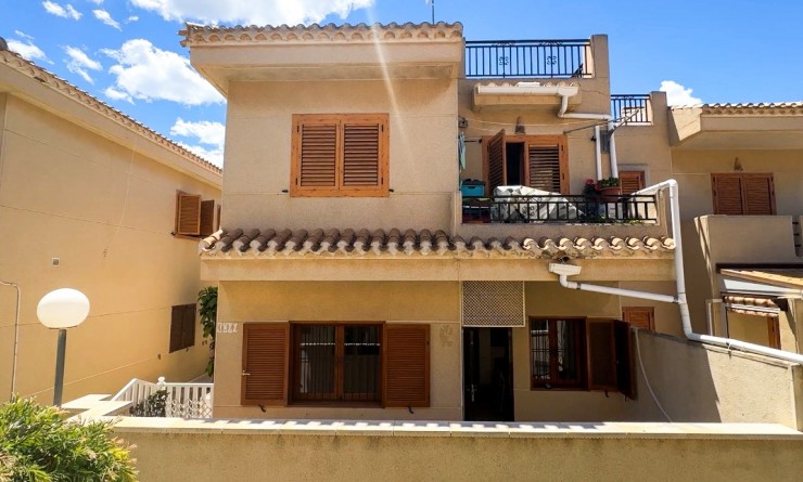 Apartment / flat - Sale - Orihuela Costa - Playa Flamenca