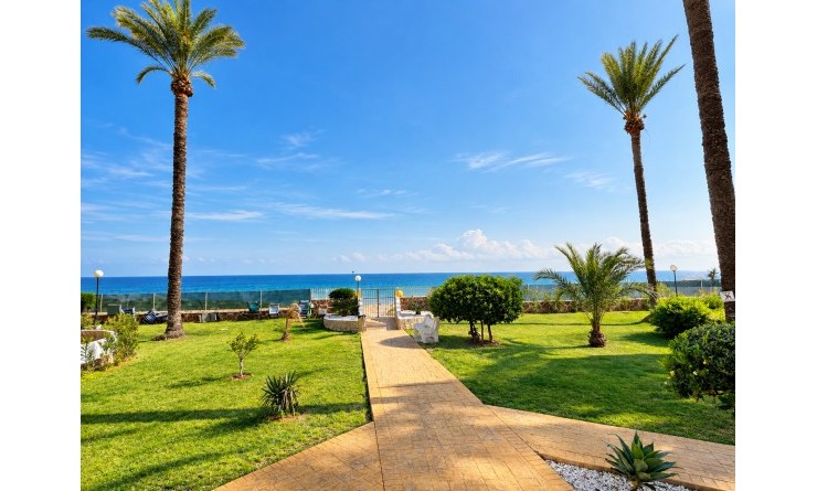Apartment / flat - Wederverkoop - Denia - Les Marines - Las Marinas