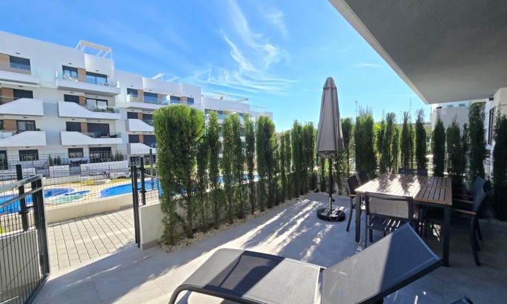 Apartment / Flat * - Wederverkoop - Orihuela Costa * - Villamartín *