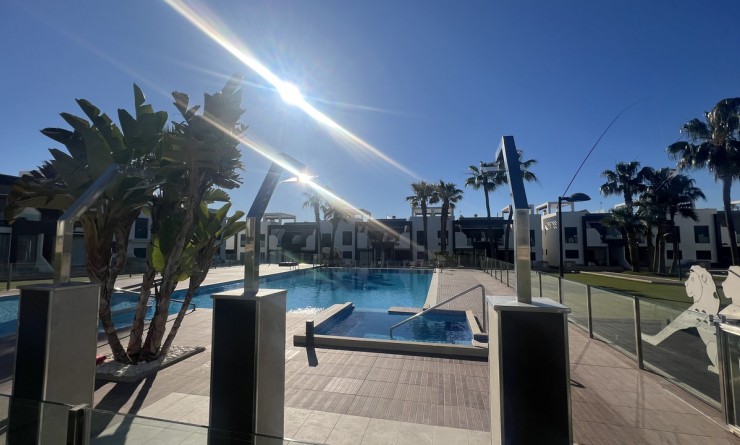 Apartment - Sale - La Zenia - La Zenia