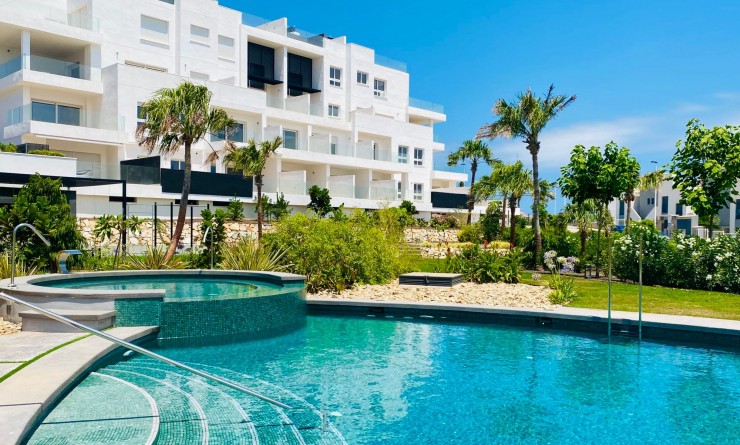 Apartment - Sale - Los Altos - Los Altos