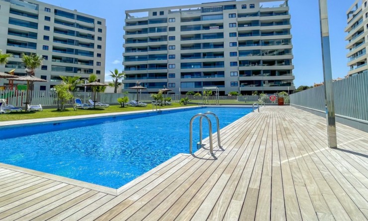 Apartment - Sale - Orihuela Costa - Punta Prima