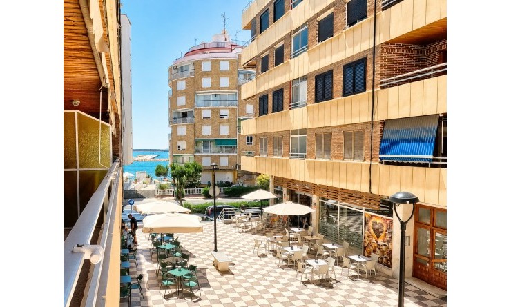 Apartment - Sale - Torrevieja - Playa Acequion