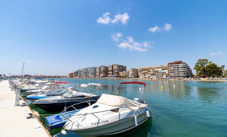 Apartment - Sale - Torrevieja - torrevieja