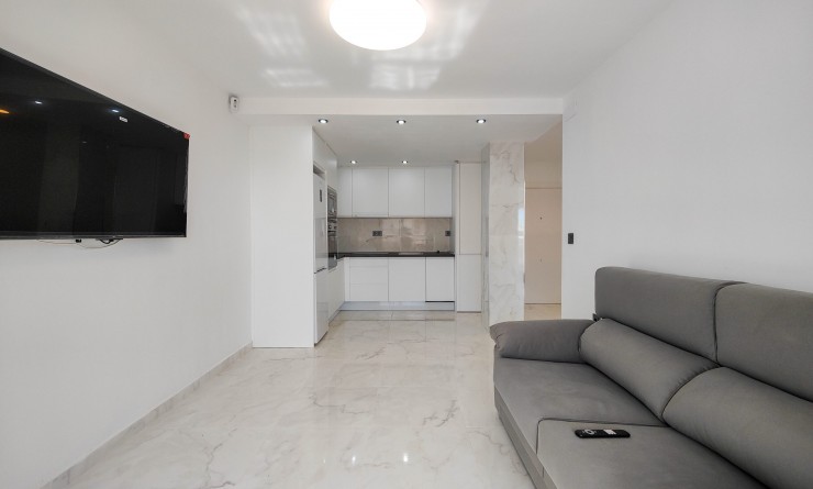 Apartment - Sale - Torrevieja - torrevieja