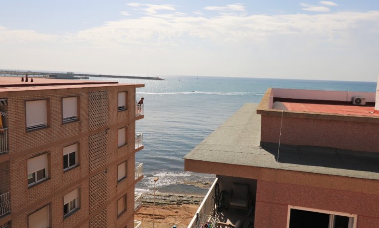 Apartment - Sale - Torrevieja - torrevieja