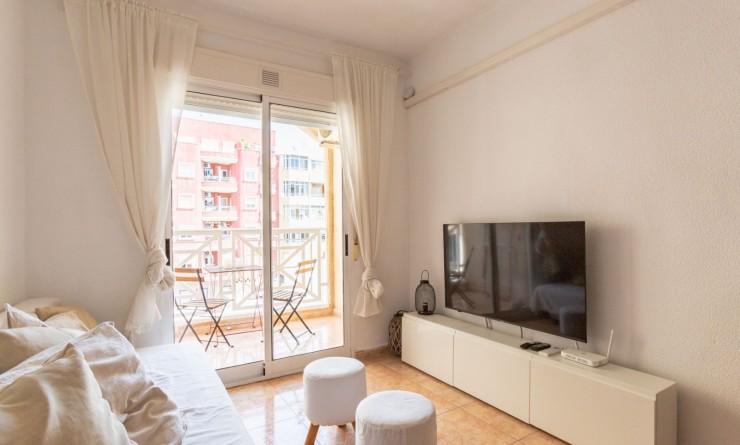 Apartment - Sale - Torrevieja - torrevieja