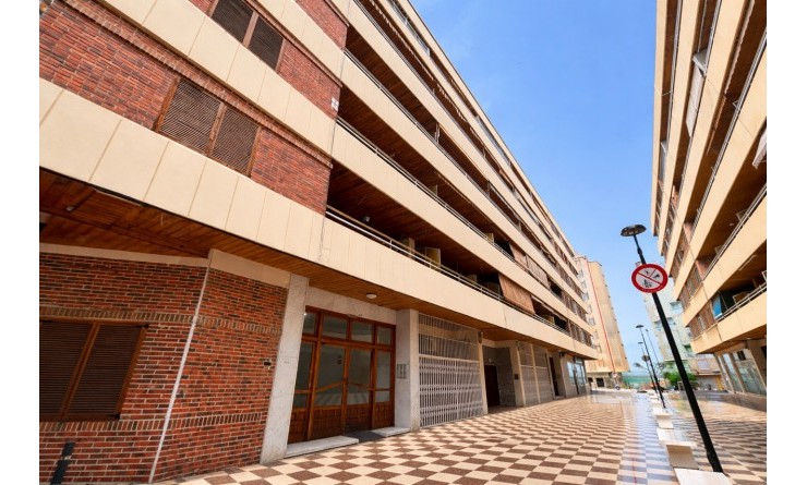 Apartment - Sale - Torrevieja - torrevieja