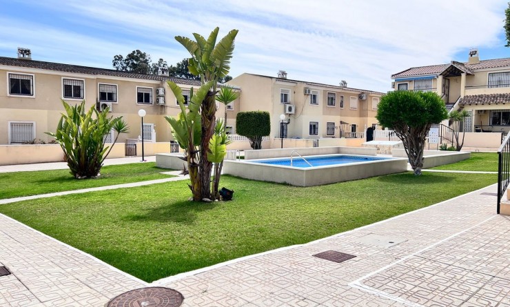 Apartment - Sale - Villamartín - Villamartín