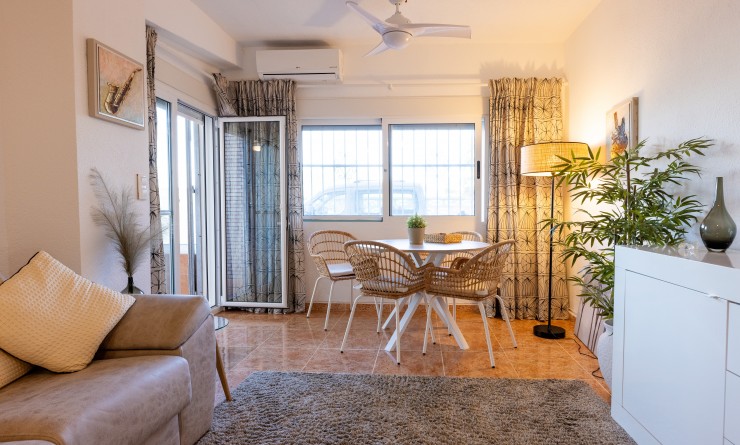 Appartement - Revente - Punta Prima - Punta Prima