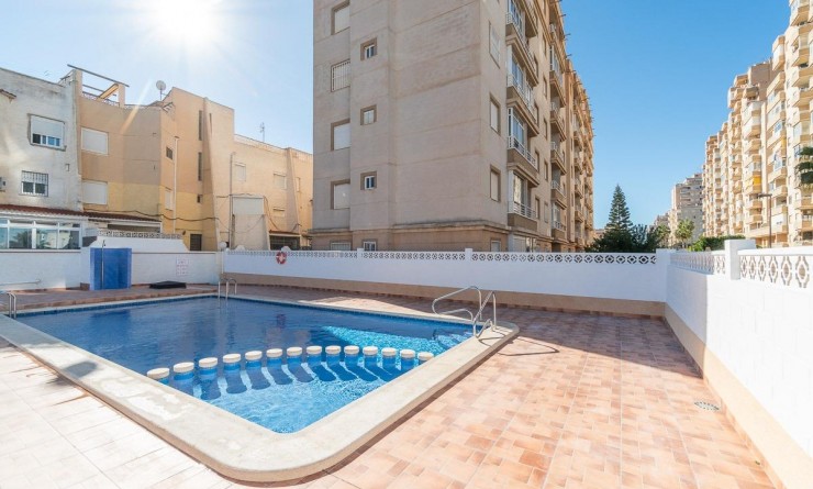 Appartement - Revente - Torrevieja - Nueva Torrevieja