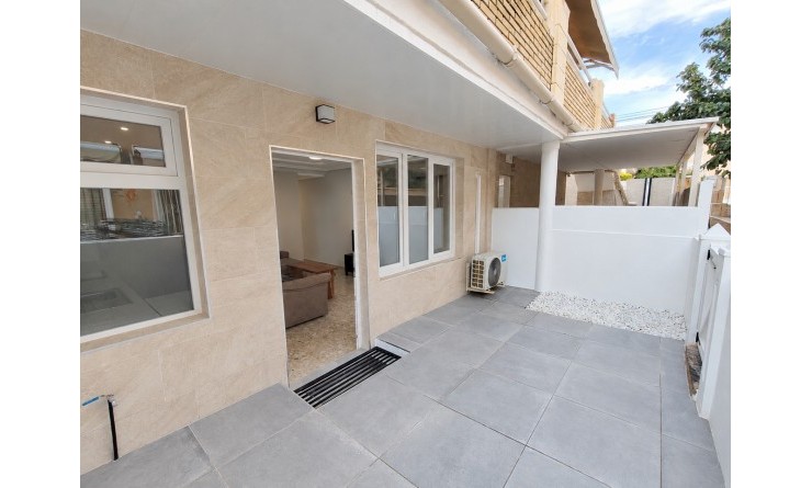 Appartement - Wederverkoop - La Mata - La Mata