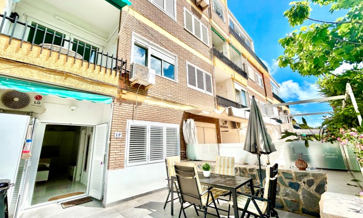 Appartement - Wederverkoop - La Zenia - La Zenia
