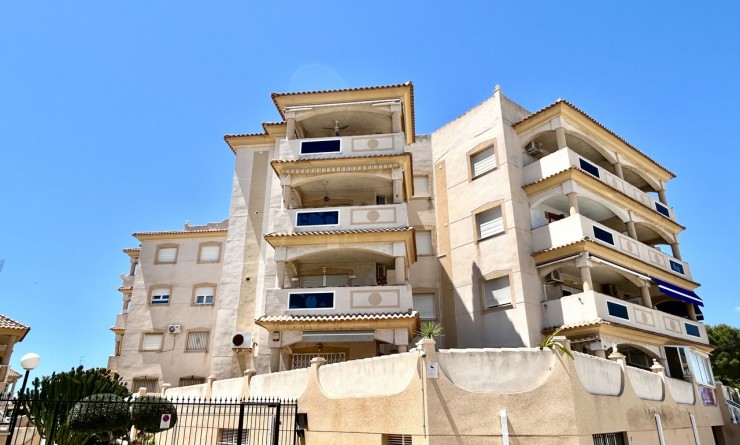 Appartement - Wederverkoop - La Zenia - La Zenia