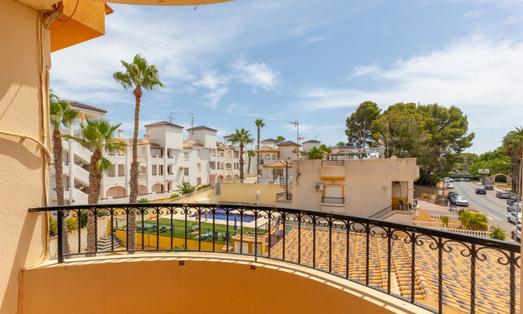 Appartement - Wederverkoop - Orihuela - Villamartin