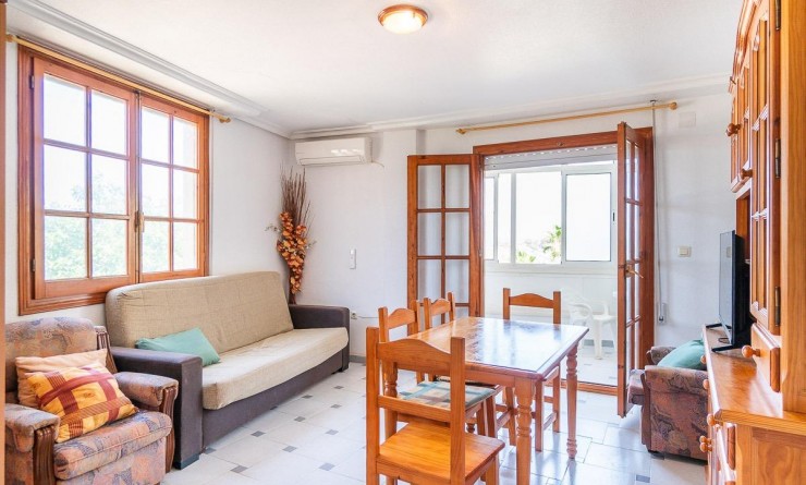 Appartement - Wederverkoop - Torrevieja - La Mata pueblo