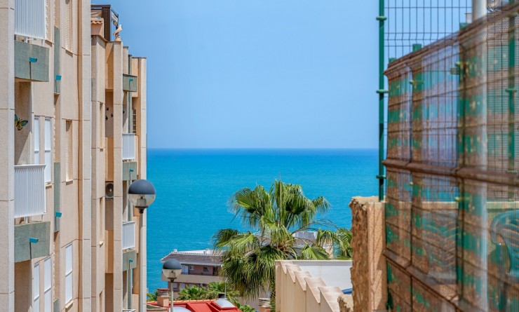 Appartement - Wederverkoop - Torrevieja - La Mata