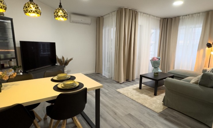 Appartement - Wederverkoop - Torrevieja - Torrevieja