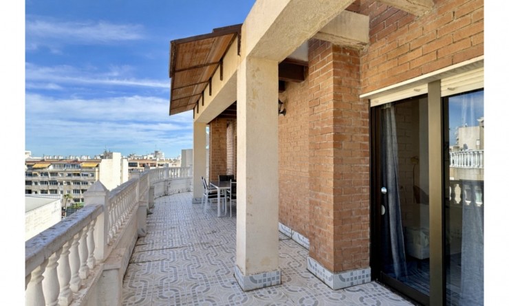 Appartement - Wederverkoop - Torrevieja - Torrevieja