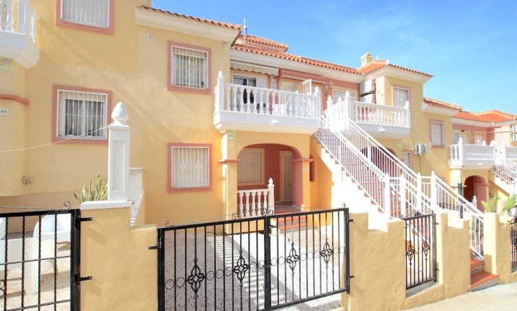 Appartement - Wederverkoop - Villamartín - Villamartín