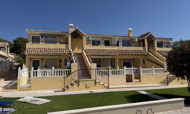 Appartement - Wederverkoop - Villamartín - Villamartín