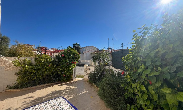Bungalow - Sale - Torrevieja - torreta III