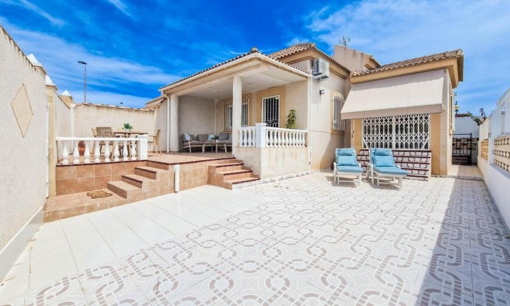 Bungalow - Sale - Torrevieja - Torrevieja