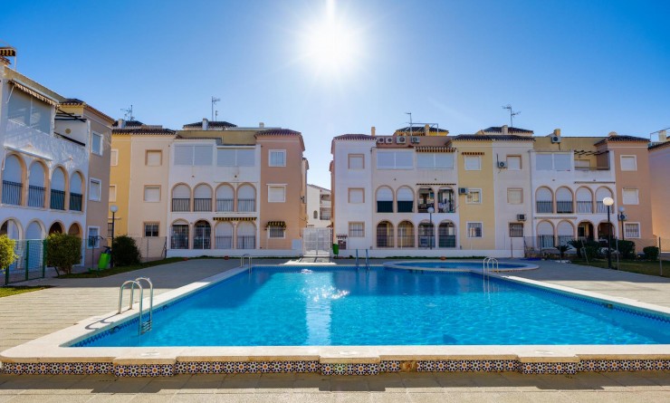 Bungalow - Wederverkoop - Torrevieja - Playa de los Naufragos