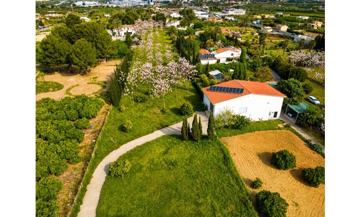 Chalet independiente - Sale - Pedreguer - Pedreguer