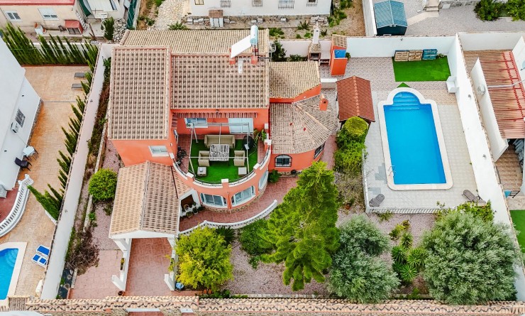 Chalet - Sale - Torrevieja - La siesta