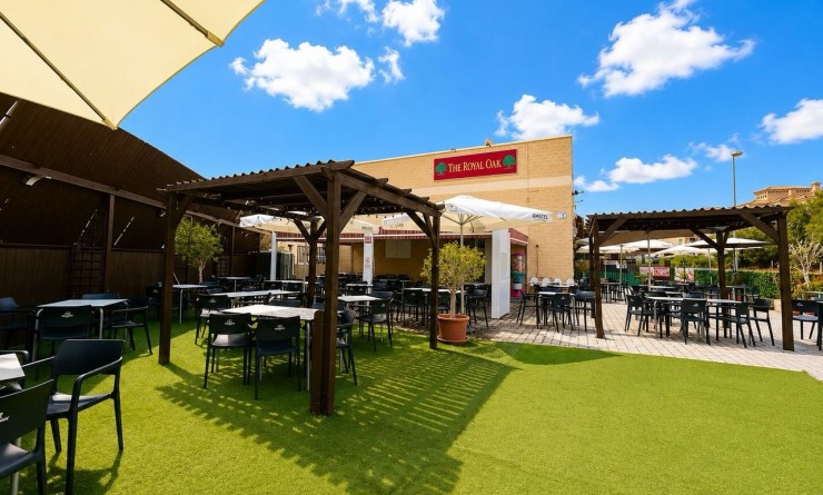 Commercieel - Wederverkoop - Villamartín - Villamartín
