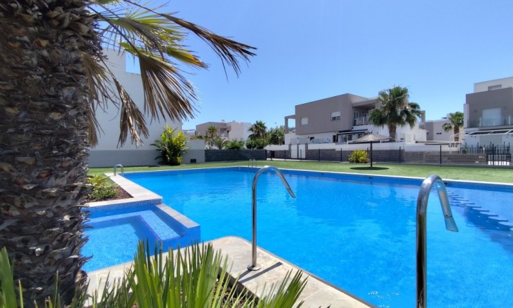 Corner townhouse - Sale - Torrevieja - torrevieja