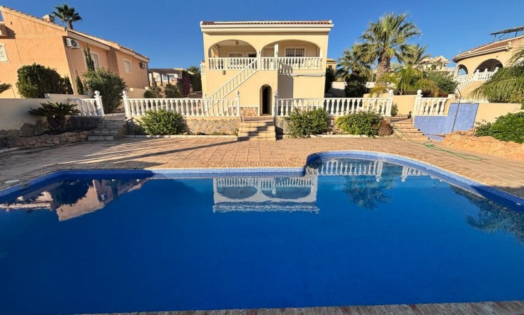 Detached House / Villa - Sale - Ciudad Quesada - La Fiesta