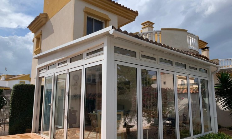 Detached House / Villa - Sale - Guardamar del Segura - 