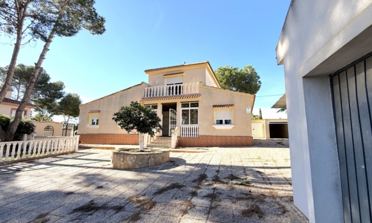 detached_house - Wederverkoop - Pilar de la Horadada - Costa Blanca Sur