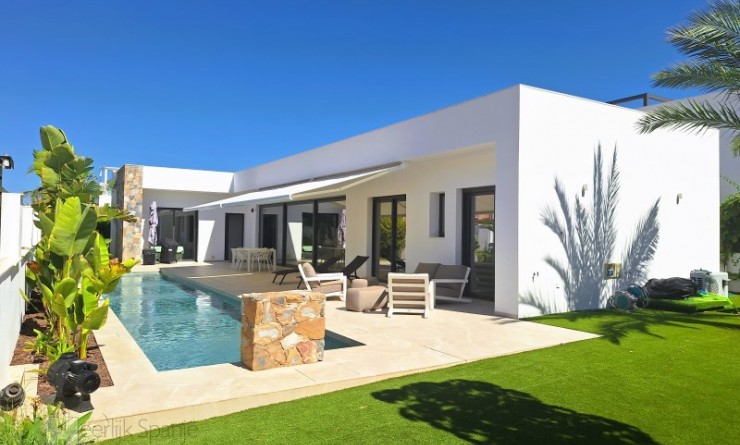 Detached house - Wederverkoop - San Javier - Santiago de la Ribera
