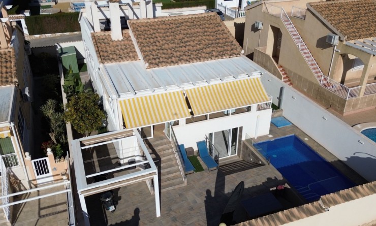 Detached villa - Revente - Orihuela Costa - Los Dolses