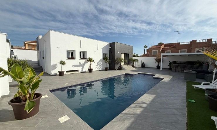 Detached villa - Sale - Ciudad quesada - Ciudad quesada