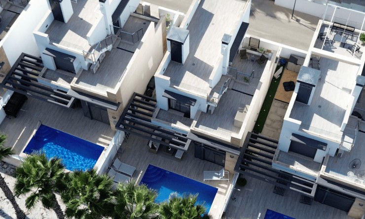 Detached villa - Sale - Orihuela Costa - Lomas de Cabo Roig