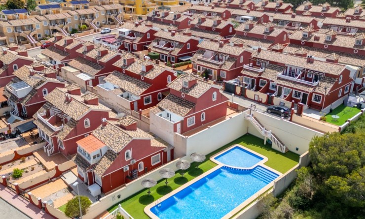 Detached villa - Sale - Orihuela Costa - Villamartín