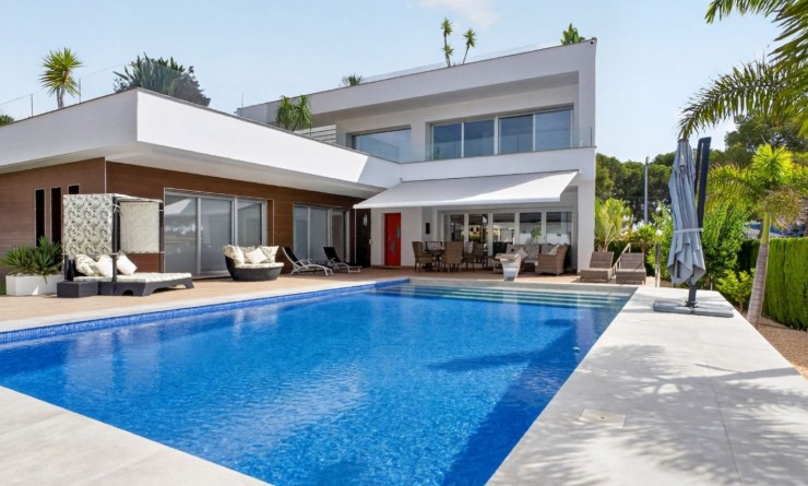Detached villa - Sale - Pinar de Campoverde - Pinar de Campoverde