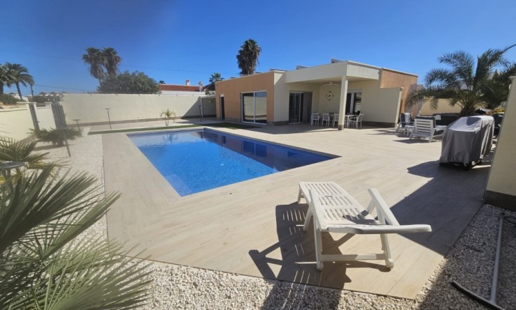 Detached villa - Sale - Torreta Florida - Torreta Florida