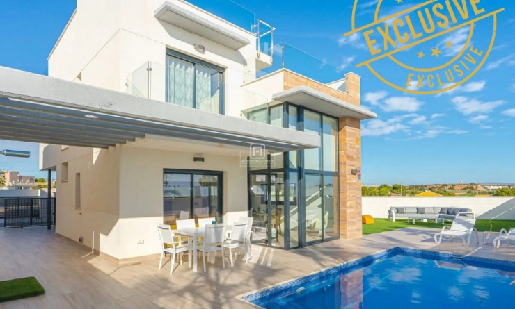 Detached villa - Wederverkoop - Cabo Roig - Cabo Roig