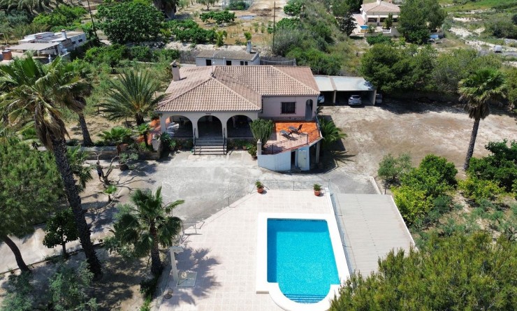 Detached villa - Wederverkoop - El Rebolledo - El Rebolledo